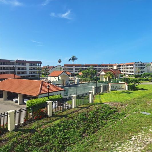 Image No.43-2 Bed Property for sale