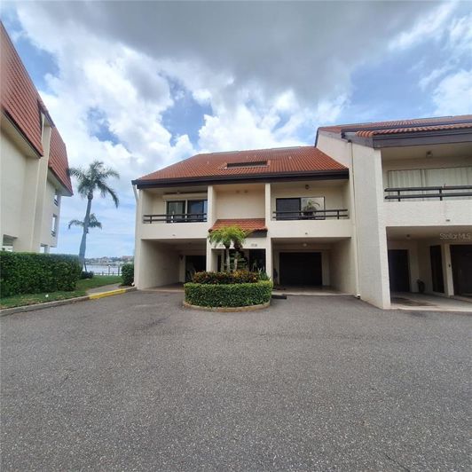 Image No.50-2 Bed Property for sale