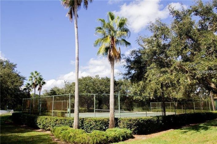 Image No.26-3 Bed Townhouse for sale