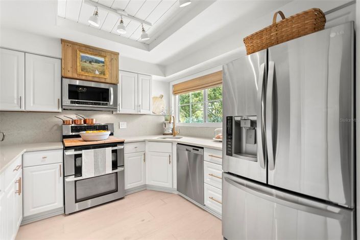 Image No.11-4 Bed Property for sale