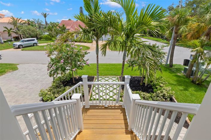 Image No.2-4 Bed Property for sale