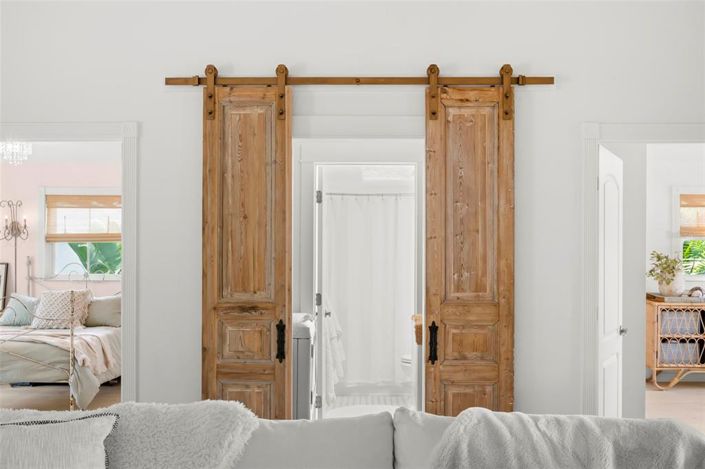 Image No.25-4 Bed Property for sale