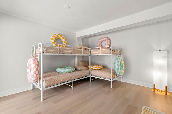 Image No.47-4 Bed Property for sale