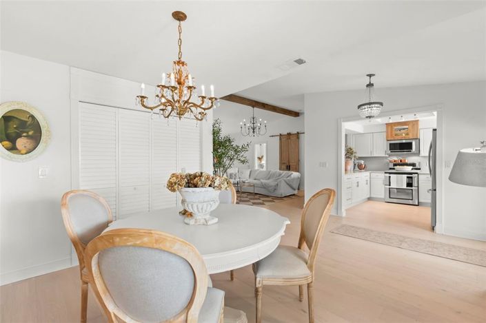 Image No.9-4 Bed Property for sale