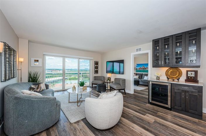 Image No.2-2 Bed Property for sale