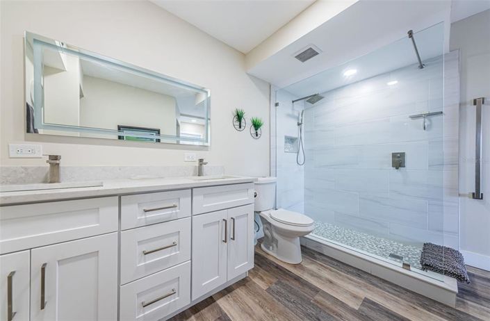 Image No.24-2 Bed Property for sale