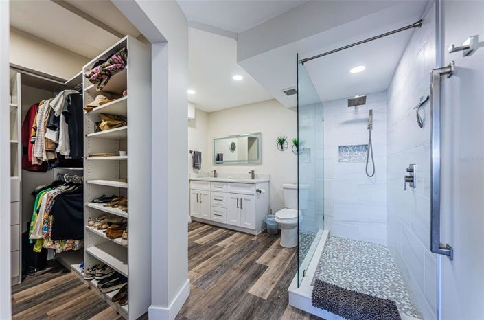 Image No.25-2 Bed Property for sale