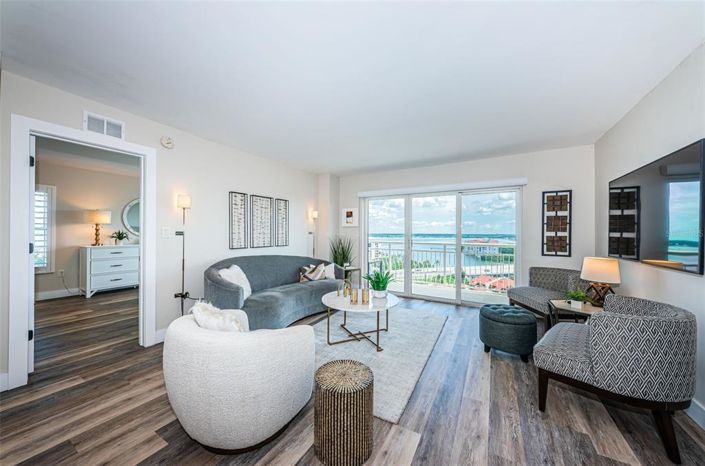 Image No.3-2 Bed Property for sale