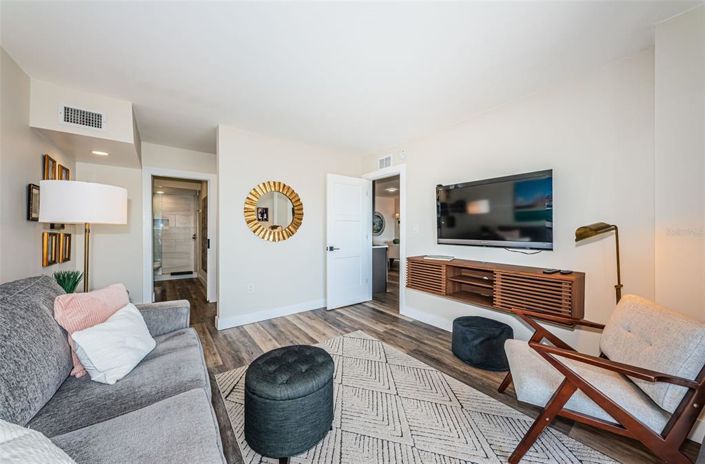 Image No.30-2 Bed Property for sale