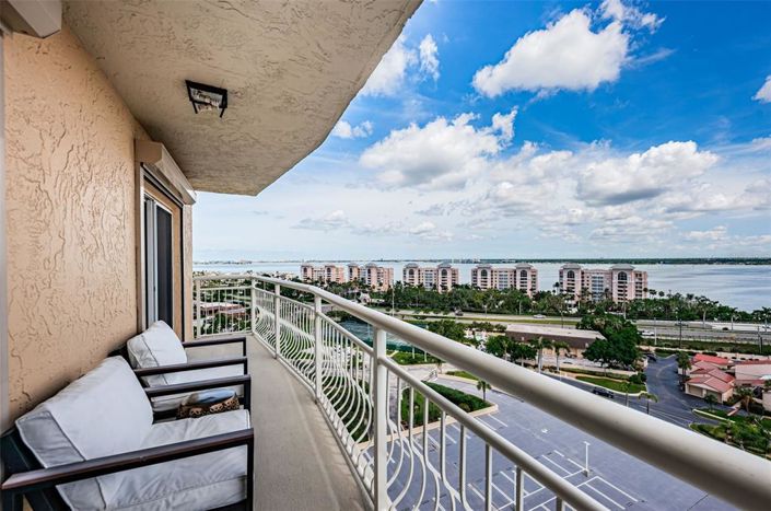 Image No.34-2 Bed Property for sale