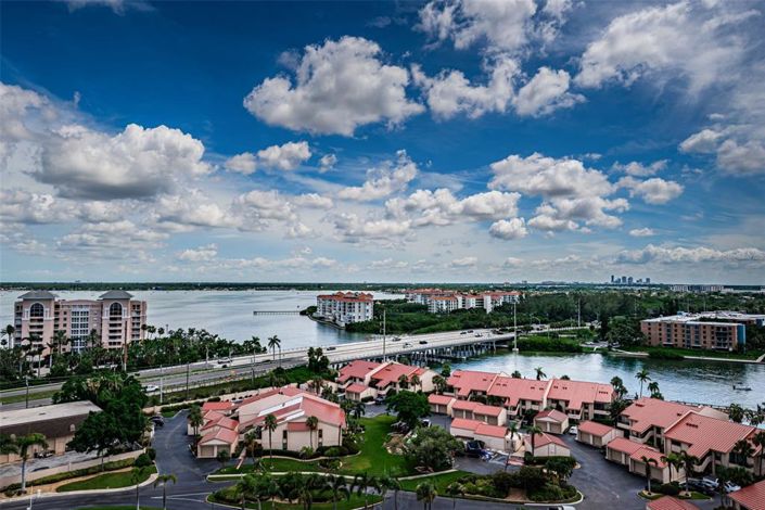 Image No.35-2 Bed Property for sale