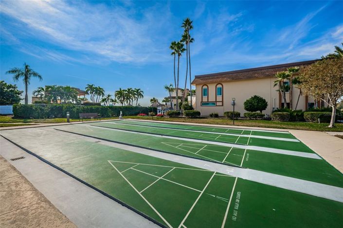 Image No.44-2 Bed Property for sale