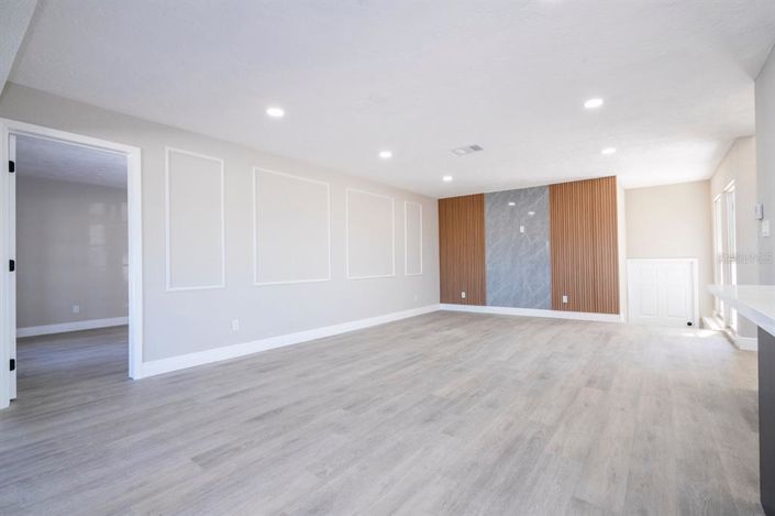 Image No.19-3 Bed Property for sale