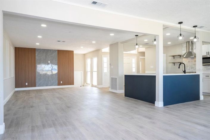 Image No.20-3 Bed Property for sale