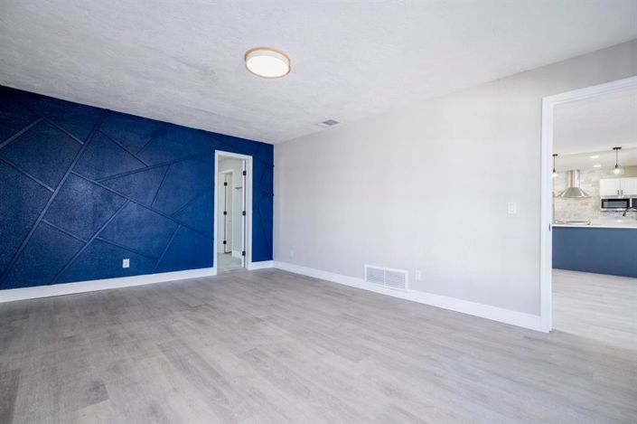 Image No.22-3 Bed Property for sale