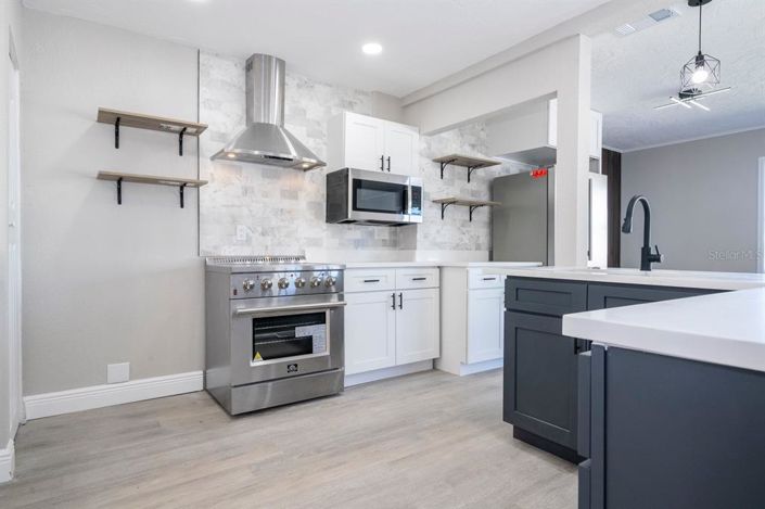 Image No.8-3 Bed Property for sale