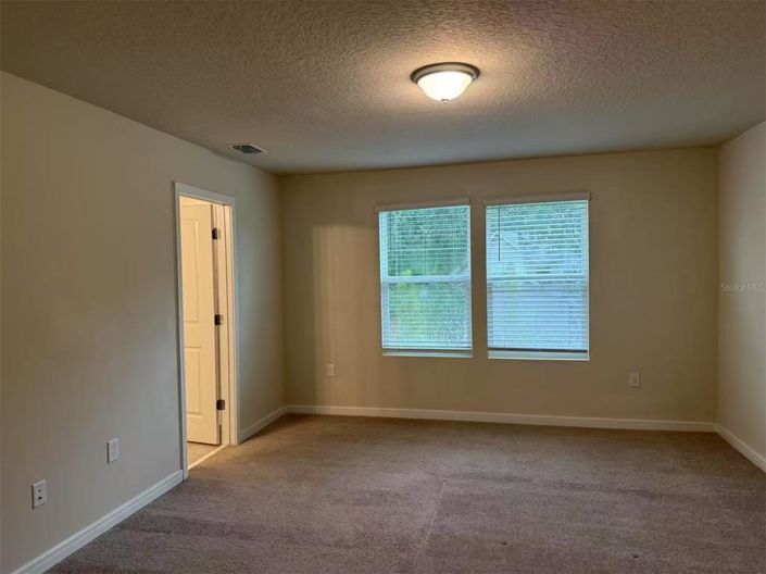 Image No.16-Propriété de 4 chambres à vendre à Clermont