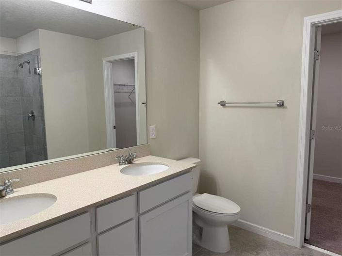 Image No.19-Propriété de 4 chambres à vendre à Clermont