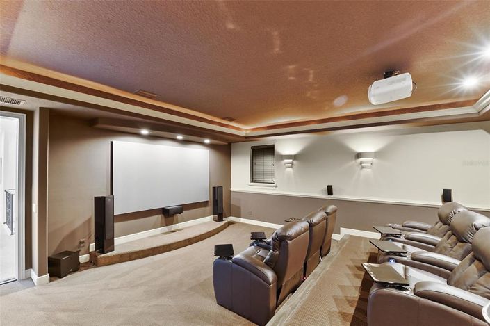 Image No.30-4 Bed Property for sale