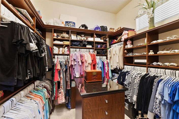 Image No.62-4 Bed Property for sale