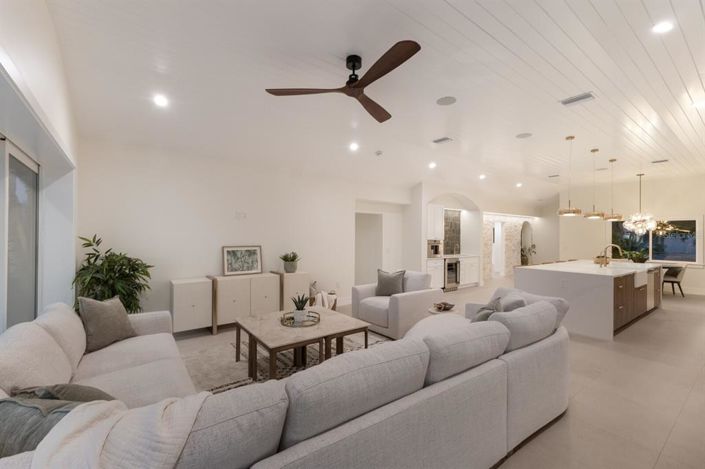 Image No.19-4 Bed Property for sale