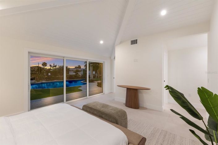 Image No.26-4 Bed Property for sale