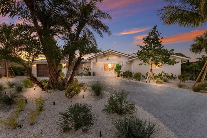 Image No.3-4 Bed Property for sale