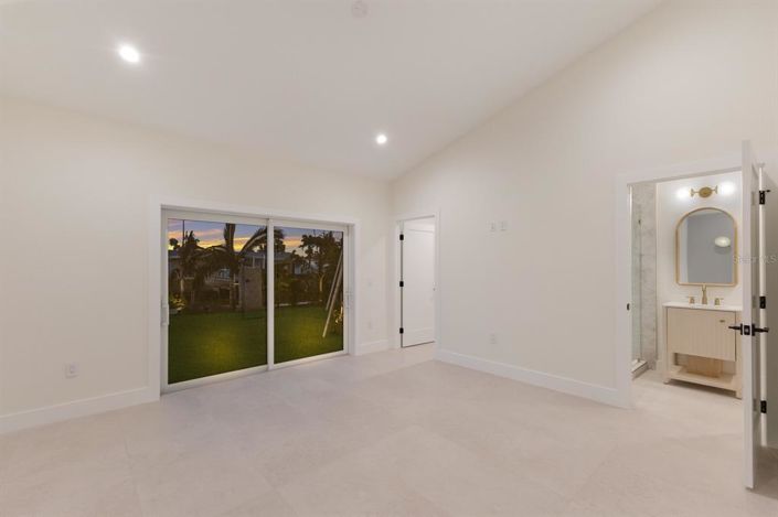 Image No.31-4 Bed Property for sale