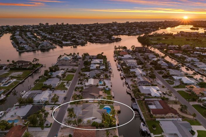 Image No.61-4 Bed Property for sale