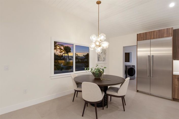 Image No.9-4 Bed Property for sale