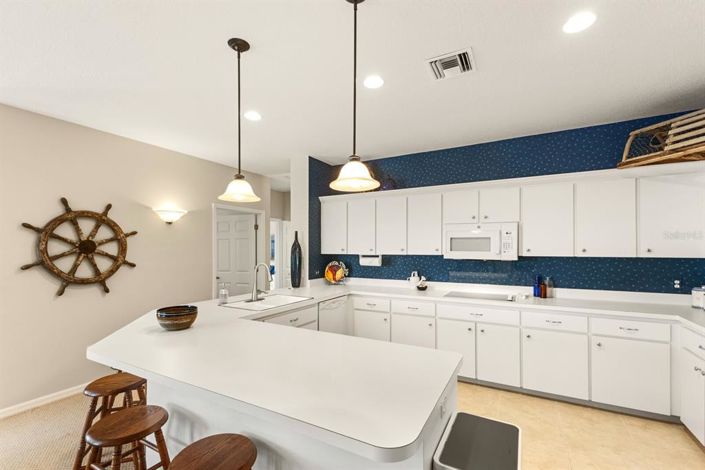 Image No.6-2 Bed Property for sale