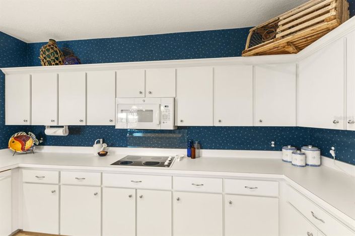 Image No.8-2 Bed Property for sale