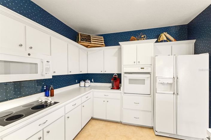 Image No.9-2 Bed Property for sale