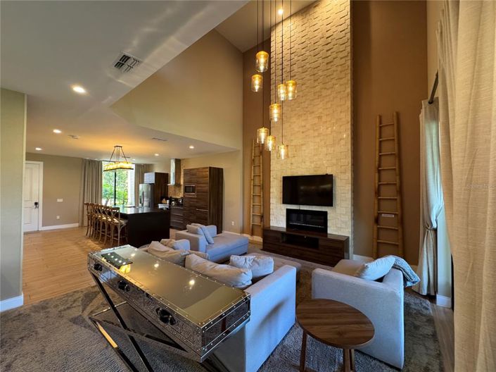 Image No.17-3 Bed Townhouse for sale