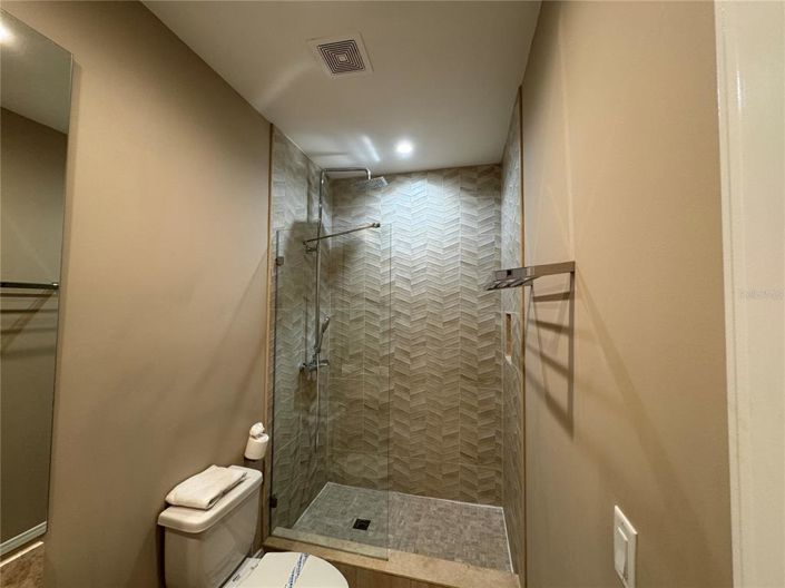 Image No.26-3 Bed Townhouse for sale