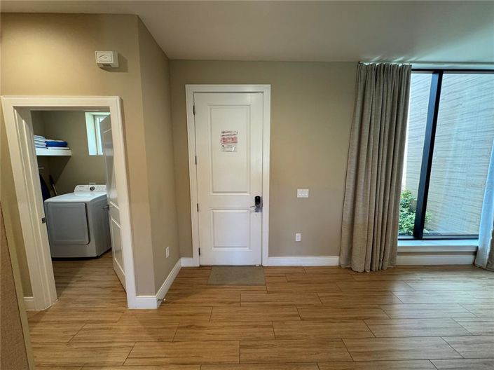 Image No.3-3 Bed Townhouse for sale