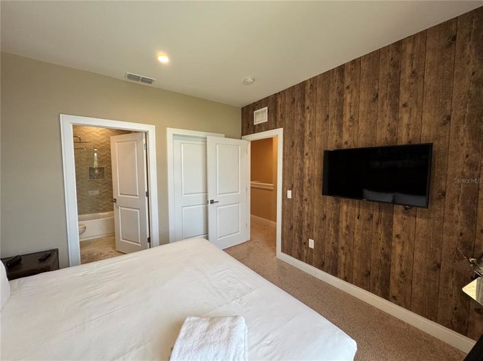 Image No.30-3 Bed Townhouse for sale