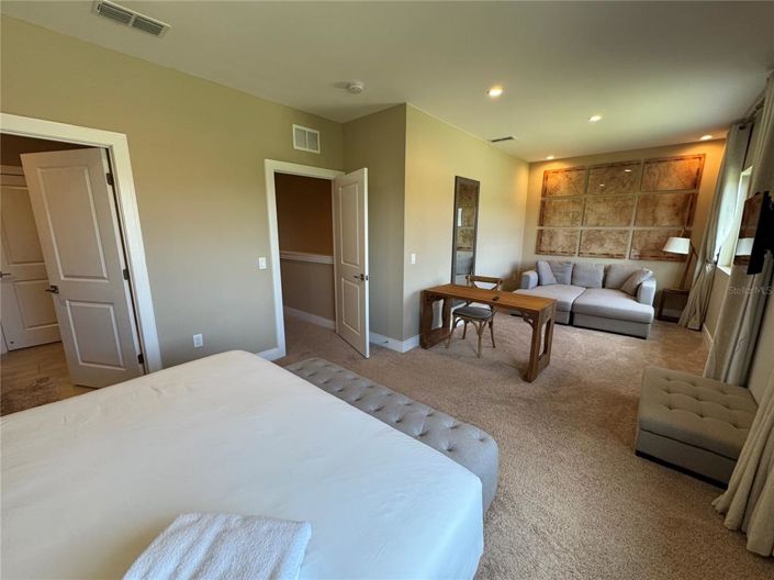 Image No.38-3 Bed Townhouse for sale