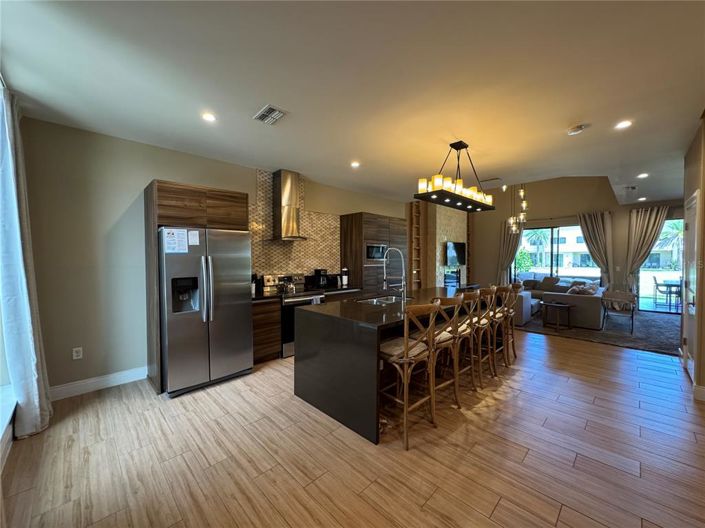 Image No.4-3 Bed Townhouse for sale