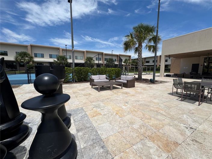 Image No.70-3 Bed Townhouse for sale