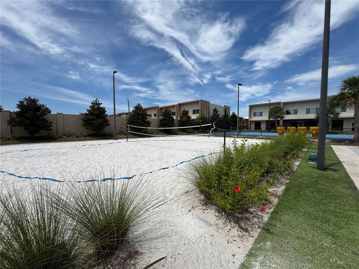 Image No.78-3 Bed Townhouse for sale