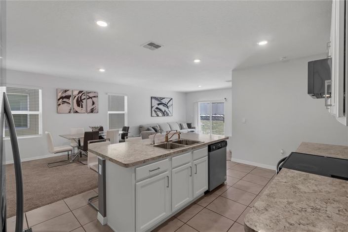 Image No.15-5 Bed Property for sale