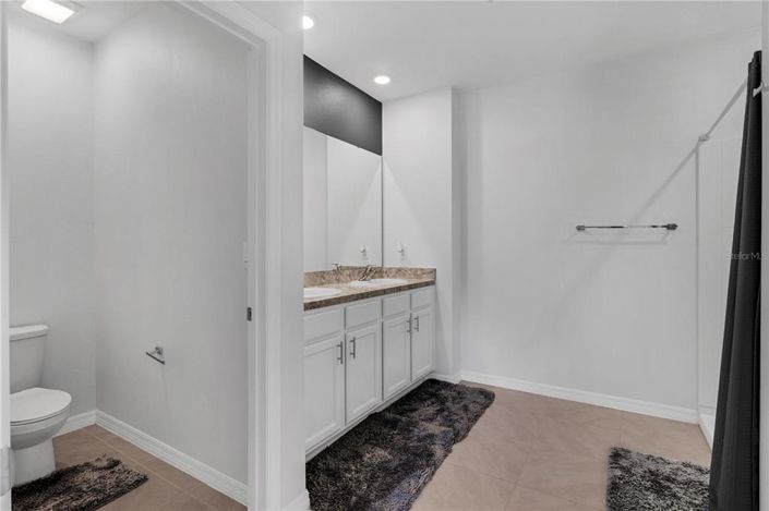 Image No.34-5 Bed Property for sale