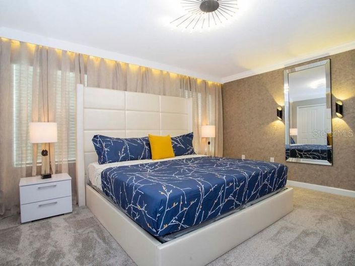 Image No.15-4 Bed Townhouse for sale