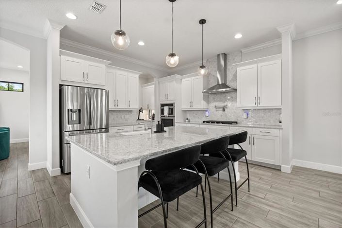 Image No.11-4 Bed Property for sale