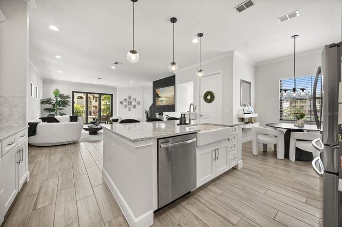 Image No.15-4 Bed Property for sale