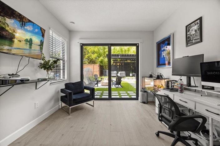 Image No.28-4 Bed Property for sale