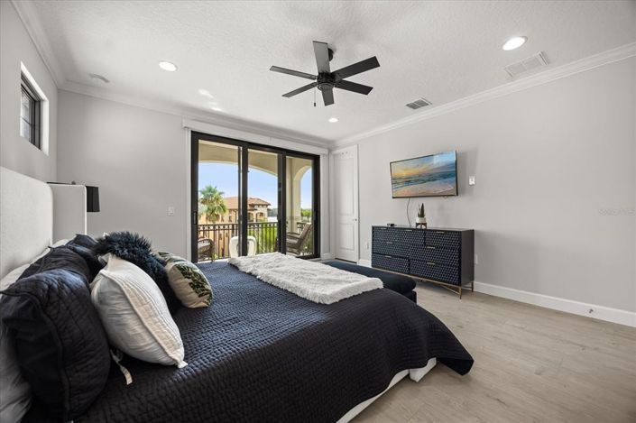 Image No.33-4 Bed Property for sale