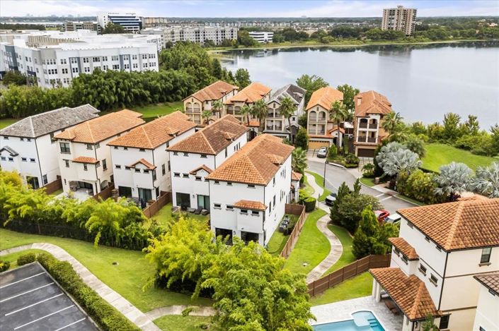 Image No.54-4 Bed Property for sale