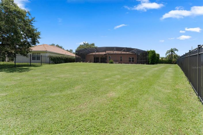 Image No.30-5 Bed Property for sale